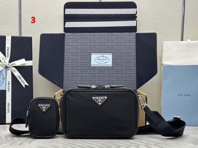 2025年早春新品入荷 PRADA  バッグの男性 3工場