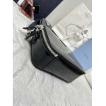 2025年早春新品入荷 PRADA  バッグの男性 3工場