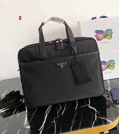 2025年早春新品入荷 PRADA  バッグの男性 3工場