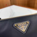 2025年早春新品入荷 PRADA  バッグ  3工場