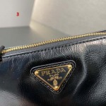 2025年早春新品入荷 PRADA  バッグ  3工場