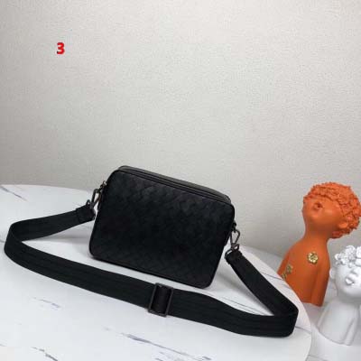 2025年早春新品入荷 Bottega Veneta   バ...