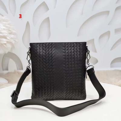 2025年早春新品入荷 Bottega Veneta   バ...