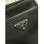 2025年早春新品入荷  PRADA   バッグの男性 3工場