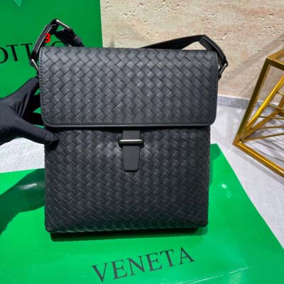 2025年早春新品入荷 Bottega Veneta  バッ...