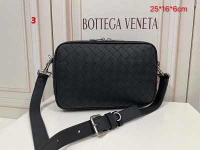 2025年早春新品入荷 Bottega Veneta   バ...