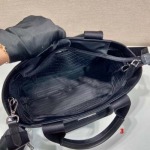 2025年早春新品入荷PRADA バッグの男性 3工場