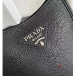 2025年早春新品入荷PRADA   バッグ 3工場