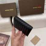 2025年早春新品入荷Bottega Veneta  財布  3工場