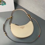 2025年早春新品入荷PRADA バッグ 3工場