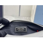 2025年早春新品入荷PRADA バッグ 3工場