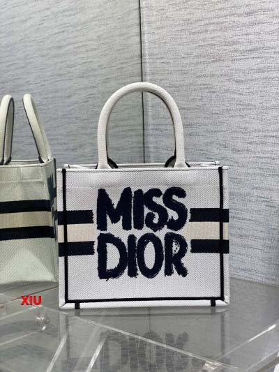 2025年早春高品質新品入荷 ディオール TOTE バッグ ...