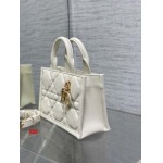 2025年早春高品質新品入荷 ディオール TOTE バッグ XIU工場