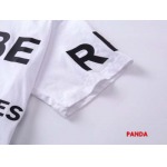 2025年1月8日早春高品質新品入荷バーバリー 半袖 Tシャツpanda工場