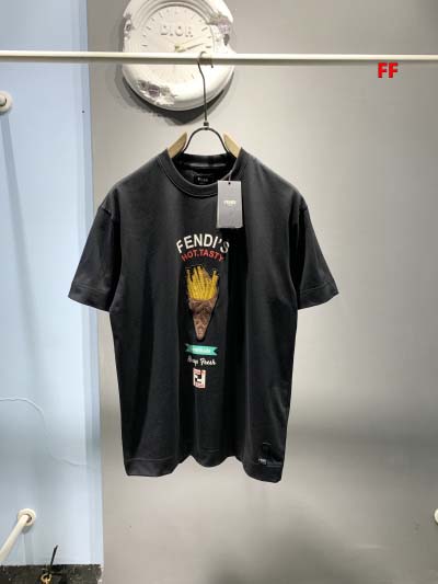 2025年1月10日早春新品入荷FENDI   半袖 Tシャ...