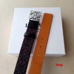 2025年早春新品入荷 LOEWE 本革 ベルト LANG工場