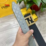 2025年早春新品入荷 FENDI 本革 ベルト LANG工場