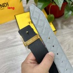 2025年早春新品入荷 FENDI  本革 ベルト LANG工場