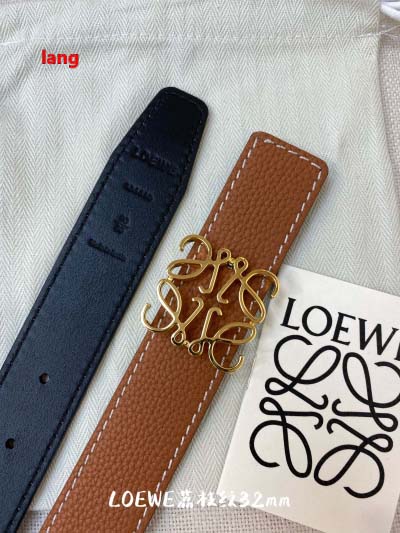 2025年早春新品入荷  LOEWE 本革 ベルト LANG...