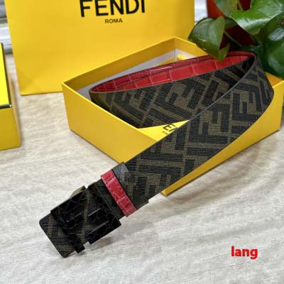 2025年早春新品入荷 FENDI 本革 ベルト LANG工...