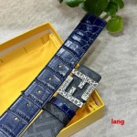 2025年早春新品入荷 FENDI 本革 ベルト LANG工場