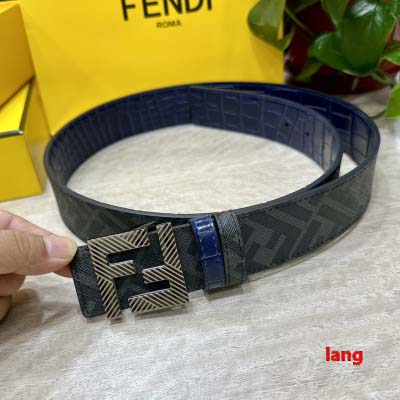 2025年早春新品入荷 FENDI 本革 ベルト LANG工...