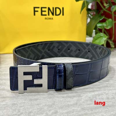 2025年早春新品入荷 FENDI 本革 ベルト LANG工...