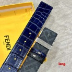 2025年早春新品入荷 FENDI 本革 ベルト LANG工場