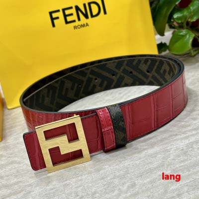 2025年早春新品入荷 FENDI 本革 ベルト LANG工...