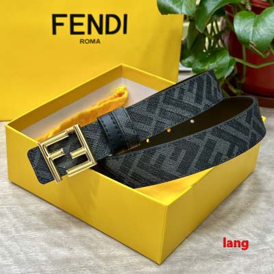 2025年早春新品入荷 FENDI 本革 ベルト LANG工...