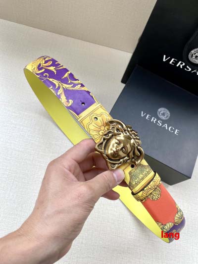 2025年早春新品入荷 VERSACE  本革 ベルト LA...