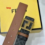 2025年早春新品入荷 FENDI  本革 ベルト LANG工場