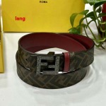 2025年早春新品入荷 FENDI  本革 ベルト LANG工場