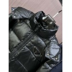 2025年1月21日早春新品入荷 PRADA 綿入れの服ジャケットアウター 118工場