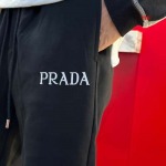 2025年1月21日早春高品質新品入荷 PRADA スポーツズボ 118工場