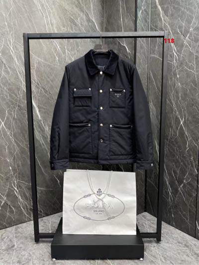 2025年1月21日高品質新品入荷PRADA 綿入れの服ダウ...