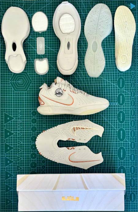 2025年1月25日高品質新品入荷NIke スニーカー/運動...