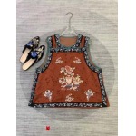 chanelのカスタムベスト刺繡です