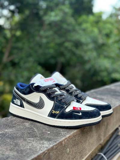 2025年1月27日新品入荷Air Jordan 1 Ret...