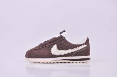 2025年1月27日新品入荷Nike Classic Cor...