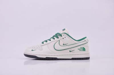 2025年1月27日新品入荷Nike SB Dunk Low...