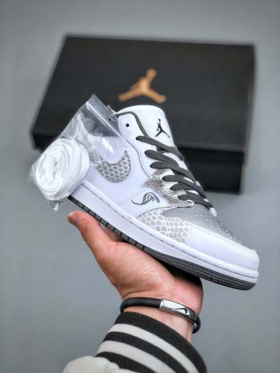 2025年1月27日新品入荷Air Jordan 1 Low...