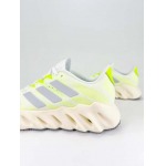 2025年1月27日新品入荷adidas Switch FWDスニーカー/ランニングシューズ/カジュアルシューズ