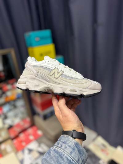 2025年1月27日新品入荷New Balance NB 1...