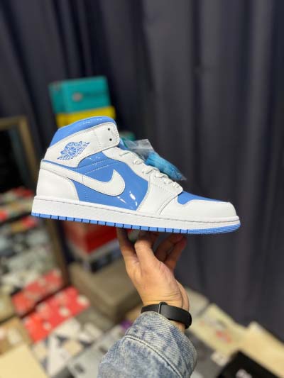 2025年1月27日新品入荷 Air Jordan 1 Mi...