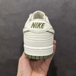 2025年1月27日新品入荷 Supreme x Nike DuNike Low スニーカー/ランニングシューズ/カジュアルシューズ