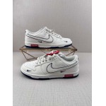 2025年1月27日新品入荷Nike SB DuNike Low Supreme3411- スニーカー/ランニングシューズ/カジュアルシューズ