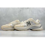 2025年1月27日新品入荷 PB MLB New York YaNikeees Curve Runner  スニーカー/ランニングシューズ/カジュアルシューズ