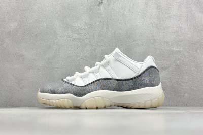 2025年1月27日新品入荷 Air Jordan 11 L...