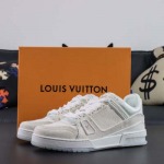 2025年1月30日新品入荷 Louis Vuitton Trainerスニーカー/ランニングシューズ/カジュアルシューズ